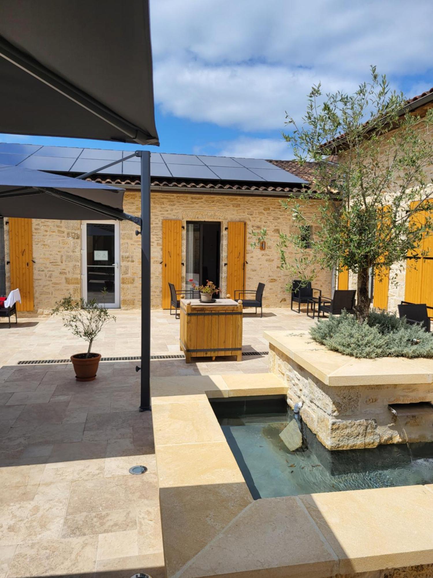 L'Oustal De Vezac Hotel Luaran gambar