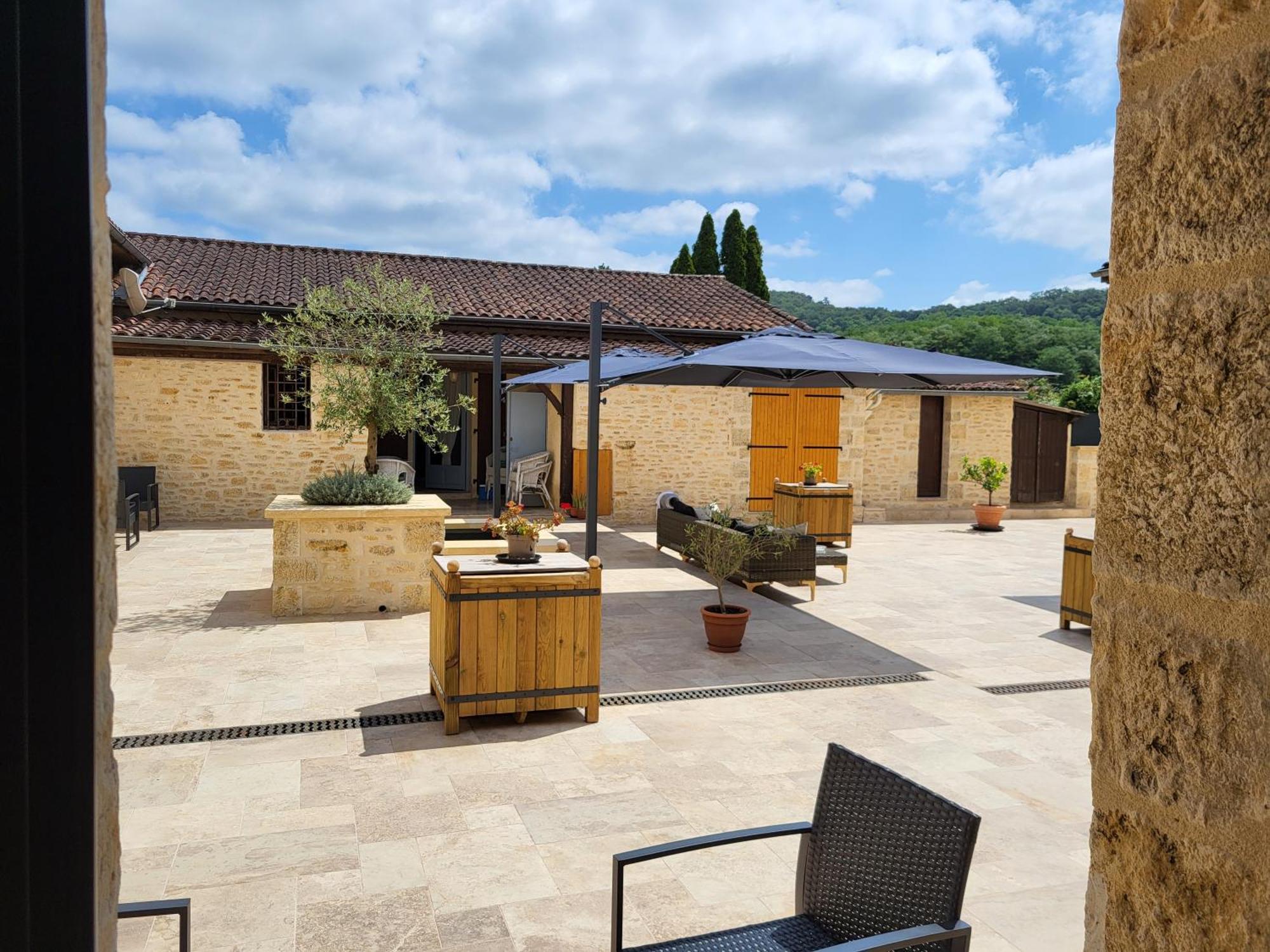 L'Oustal De Vezac Hotel Luaran gambar