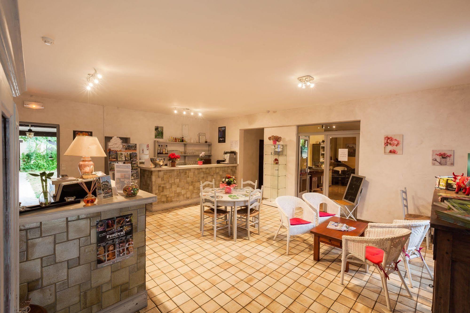 L'Oustal De Vezac Hotel Luaran gambar